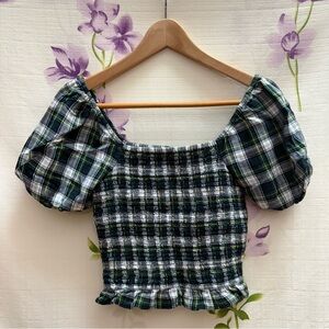 American Eagle Green Plaid Short Puff Sleeve Cropped Smocked Top
